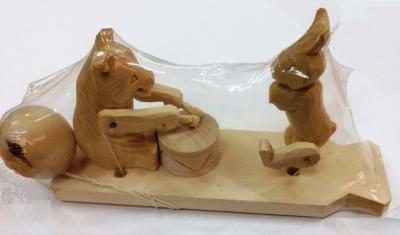 Богородская игрушка Медведь на барабане с танцующим зайцем РНИ
