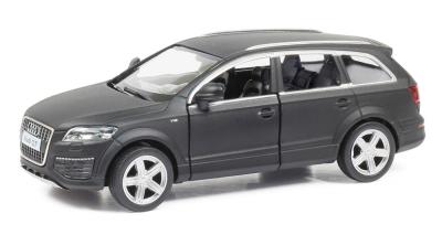 Масштабная инерционная металлическая модельAudi Q7 V12, 1:36 zal
