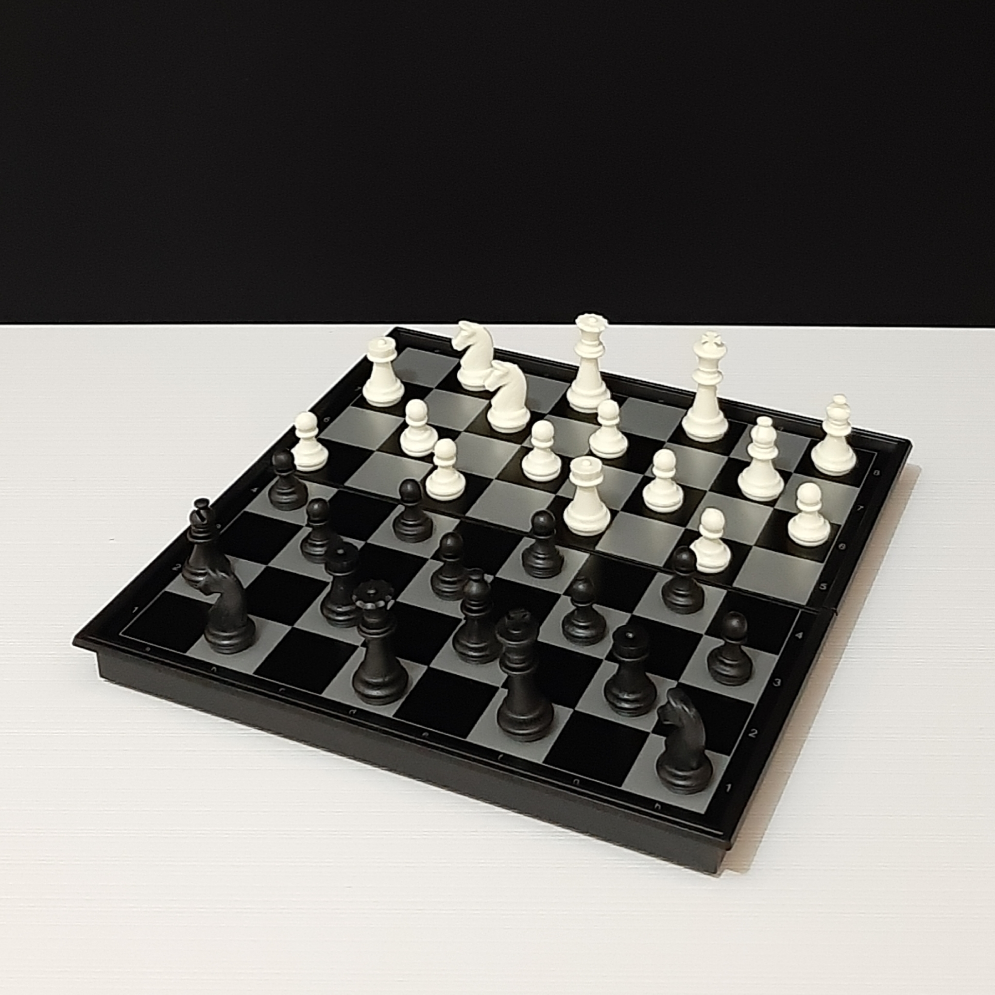 Мини шахматы магнитные Schach