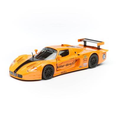 Машина BBurago 1:24 Maserati MC12